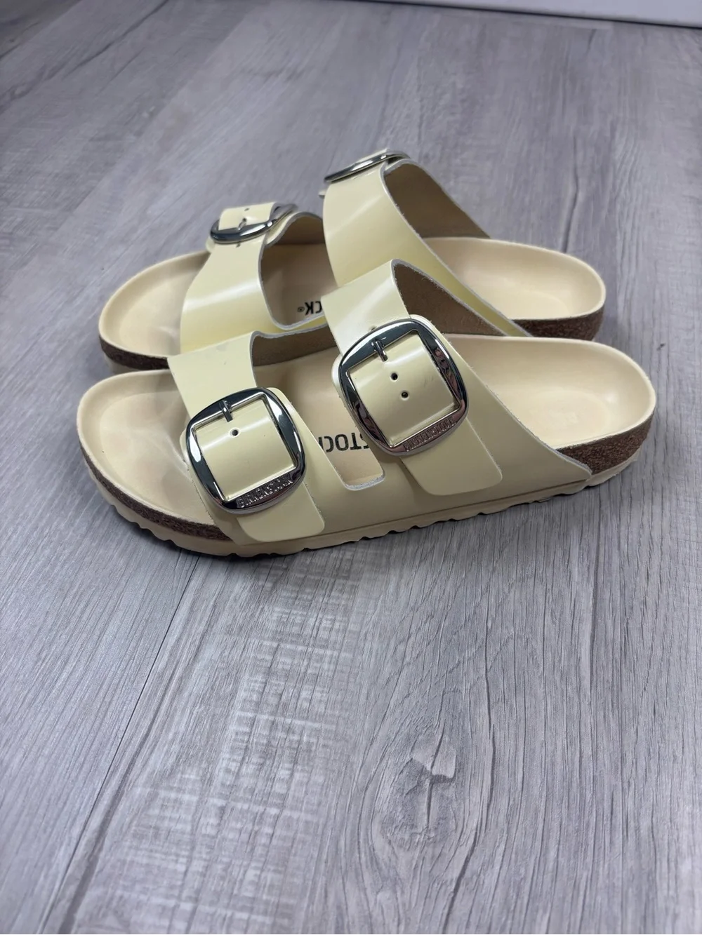 Birkenstock Arizona Big Buckle sandals glossy yellow patent leather size 39 - Picture 4 of 9